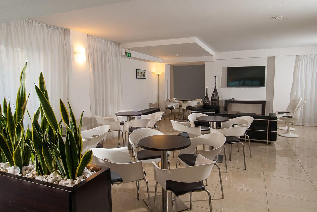 Hotel Niagara Cattolica Ngoại thất bức ảnh